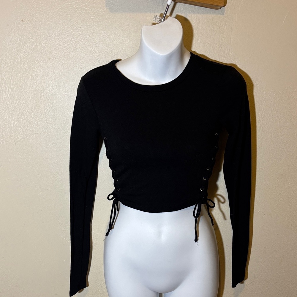 Forever 21 Black Lace-Up Side Crop Top